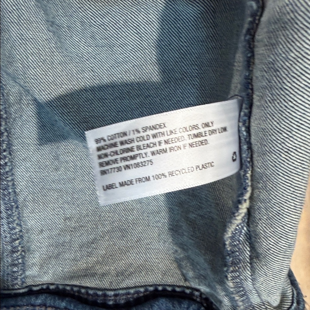 Universal Thread Light Blue Denim Jacket - Picture 3 of 3